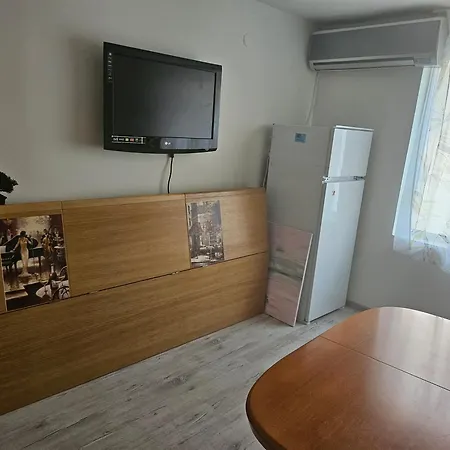Apartment малко студио в центъра на град Ii