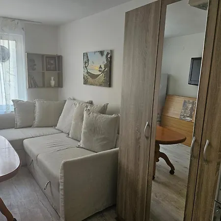 малко студио в центъра на град Ii Apartment