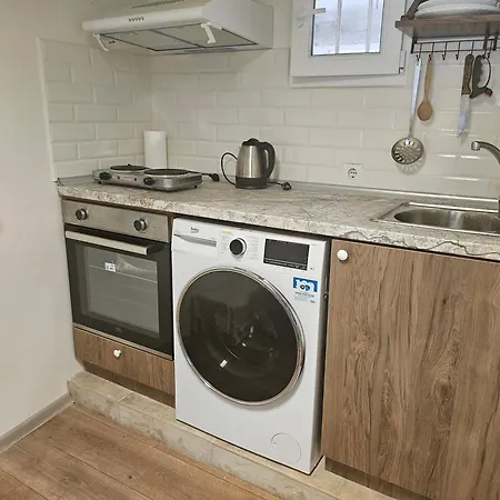 Lägenhet малко студио в центъра на град Ii Burgas